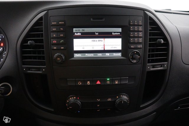 Mercedes-Benz Vito 15