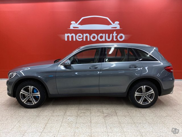 MERCEDES-BENZ GLC 5