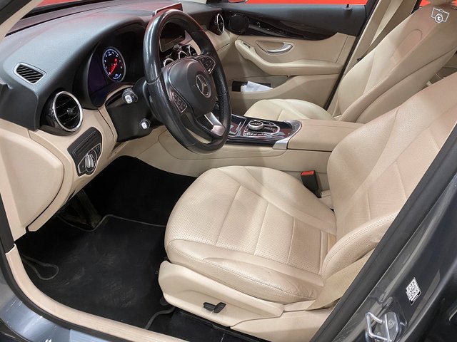 MERCEDES-BENZ GLC 13