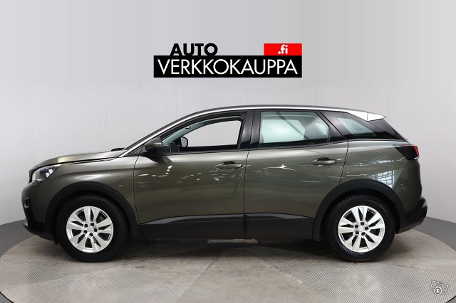 PEUGEOT 3008 8