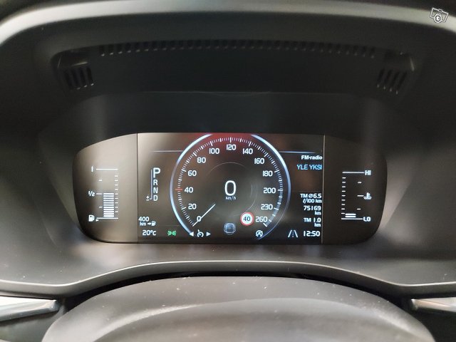 VOLVO XC60 11
