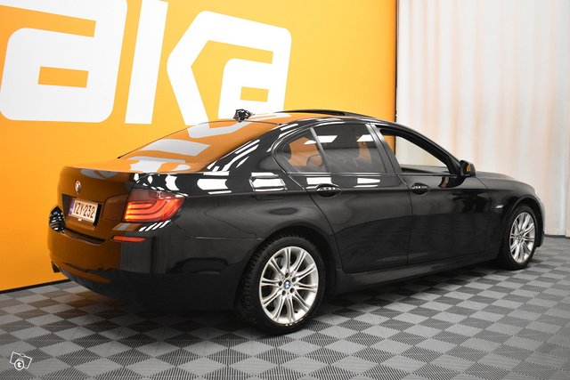 BMW 530 8