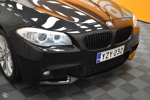 BMW 530 9