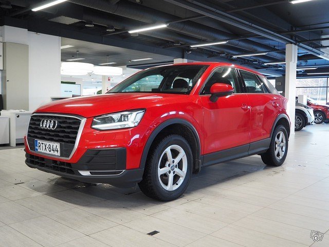 AUDI Q2