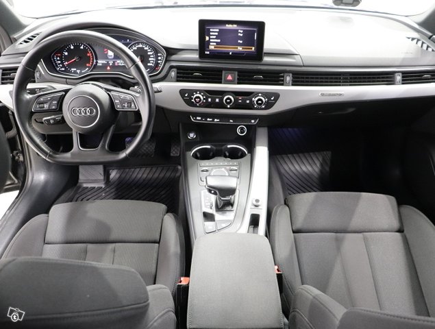 Audi A4 12