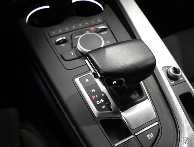 Audi A4 14