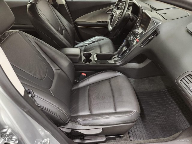 Opel Ampera 11