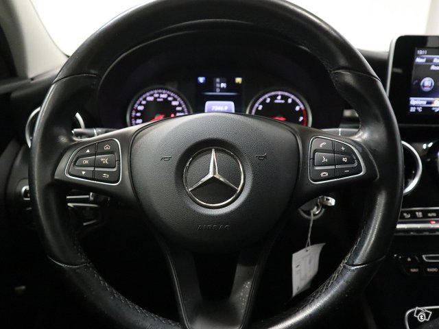 Mercedes-Benz C 10
