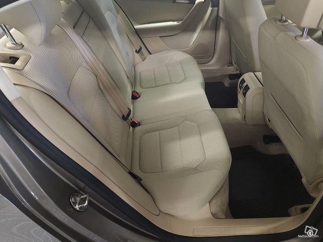 Volkswagen Passat 18