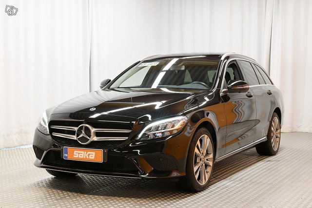 Mercedes-Benz C 4