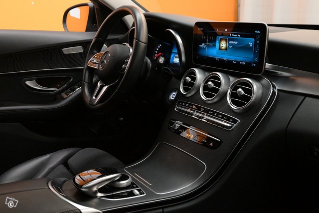 Mercedes-Benz C 13