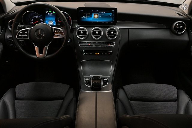 Mercedes-Benz C 16