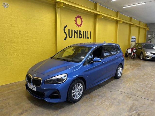 BMW 216i