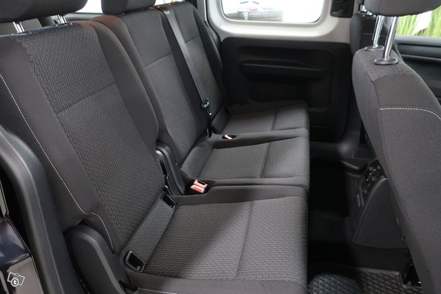 Volkswagen Caddy Maxi 6