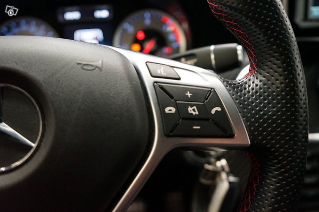 Mercedes-Benz A 22
