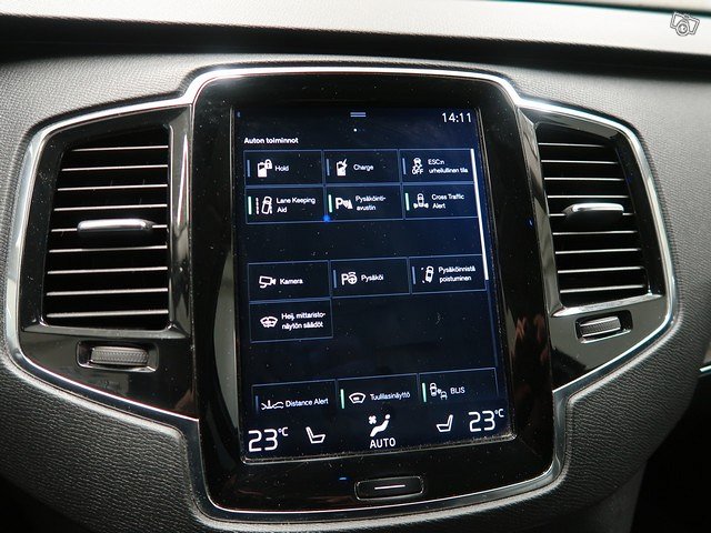 VOLVO XC90 19