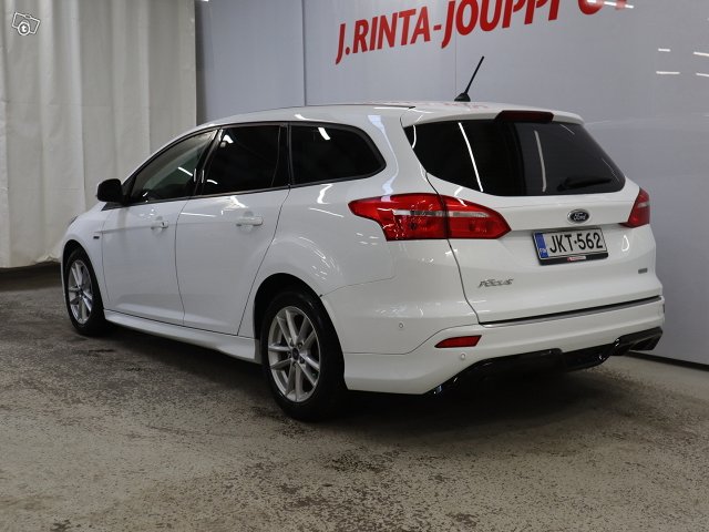 Ford Focus 5