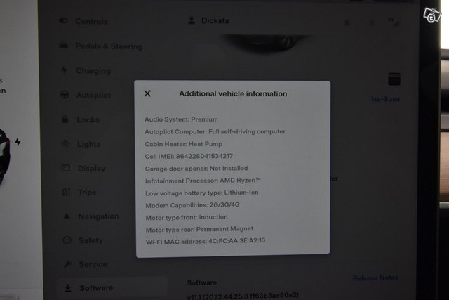 Tesla Model Y 21