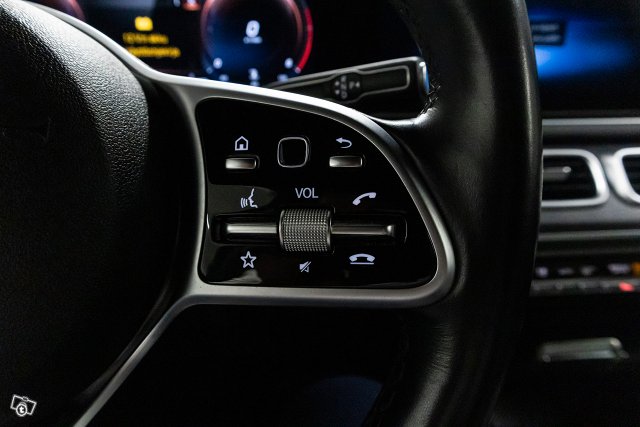Mercedes-Benz GLE 11