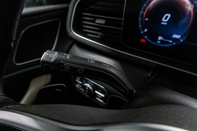 Mercedes-Benz GLE 12