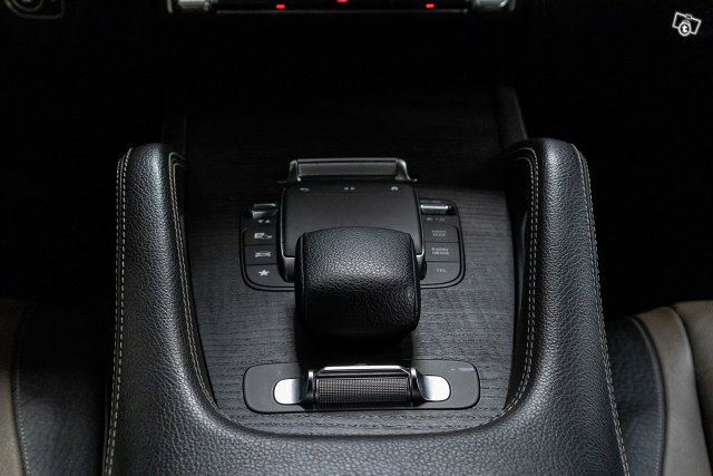 Mercedes-Benz GLE 19