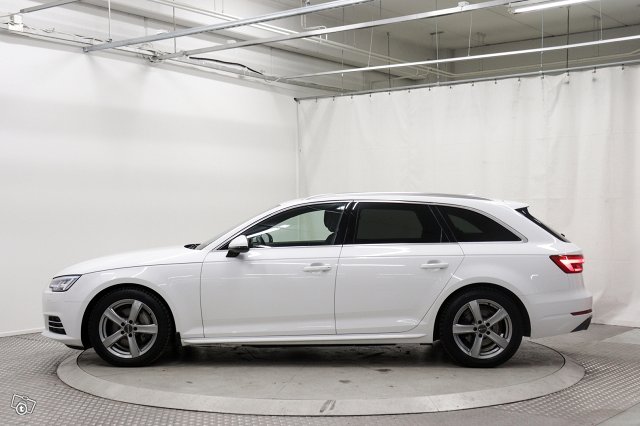 Audi A4 8