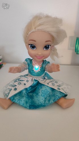 Frozen Elsa, Lelut ja pelit, La...