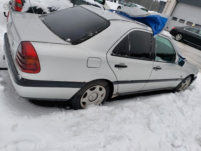 Mercedes-Benz C 180 4