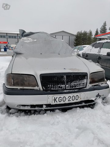 Mercedes-Benz C 180 10