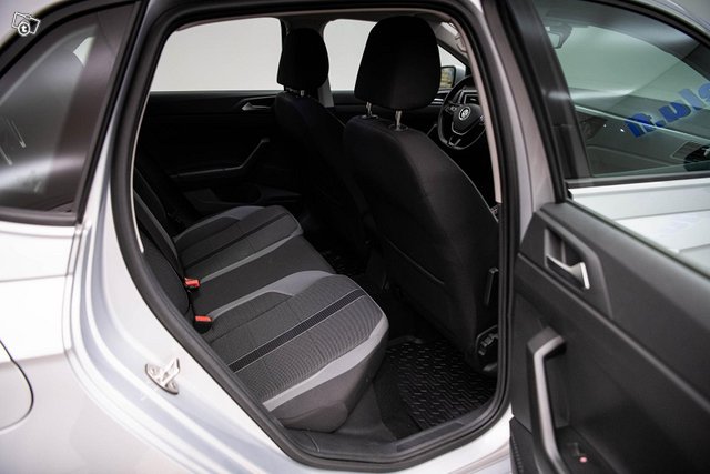 Volkswagen Polo 15