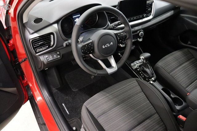 Kia STONIC 10