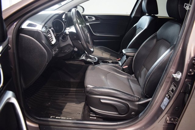 Kia Ceed 10