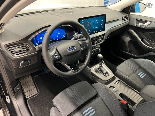 Ford Focus 6
