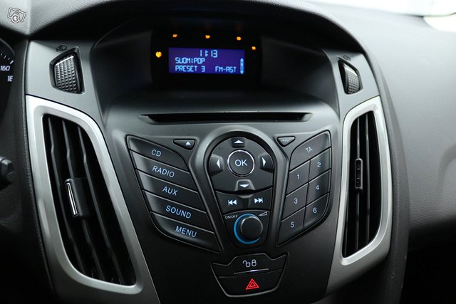 Ford Focus 13