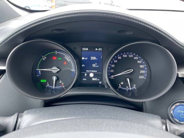 TOYOTA C-HR 13