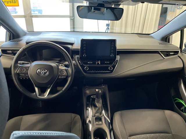 TOYOTA COROLLA 10