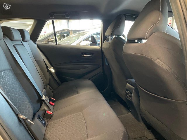 TOYOTA COROLLA 16