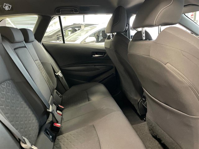 TOYOTA COROLLA 16
