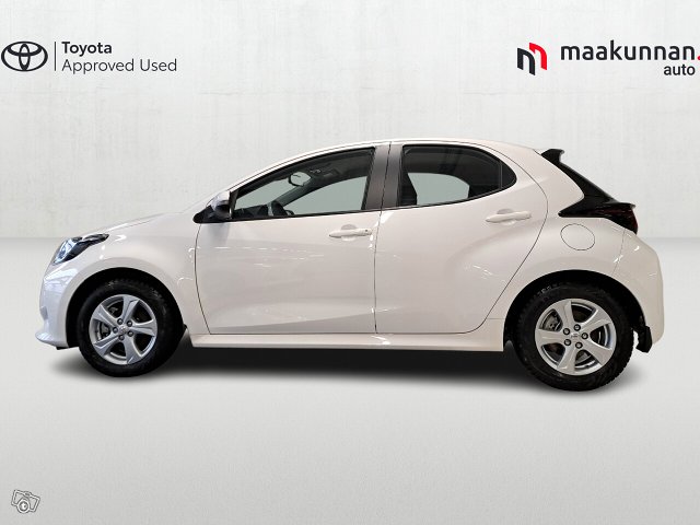 TOYOTA YARIS 2