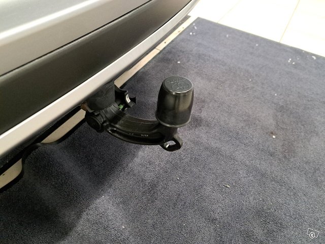 TOYOTA RAV4 24
