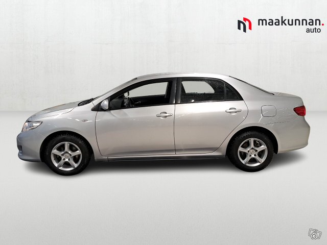 TOYOTA Corolla 2