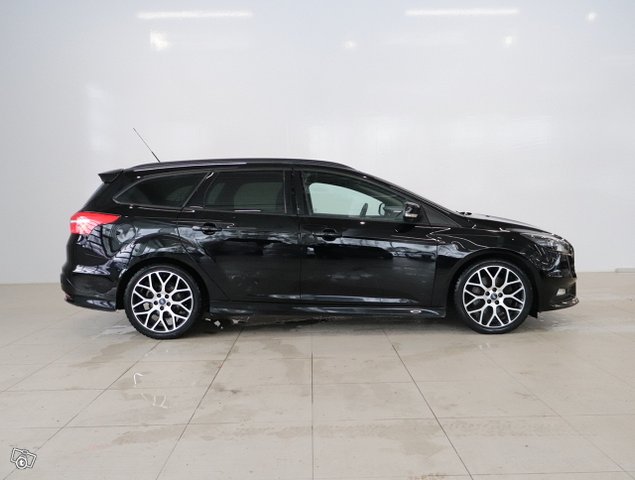 Ford Focus 4