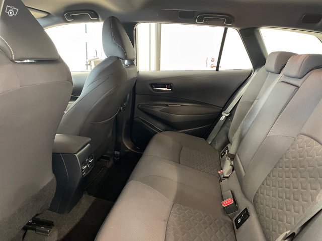 TOYOTA COROLLA 9