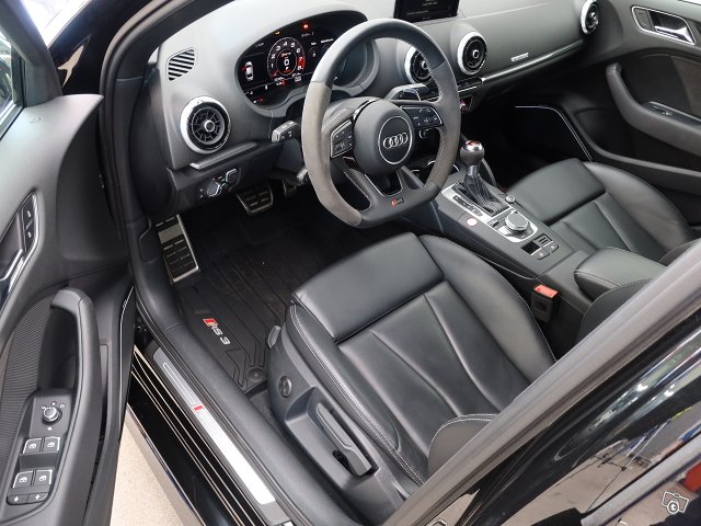Audi RS 3 6