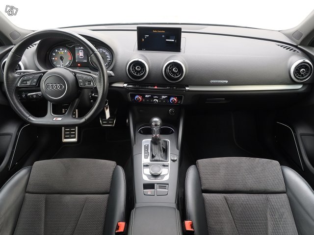 Audi S3 6