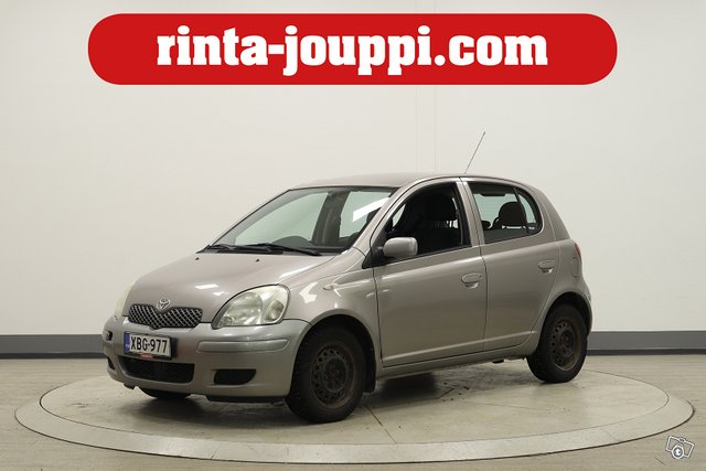 Toyota Yaris 1