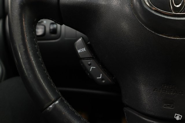Toyota Yaris 17