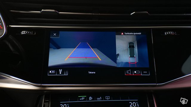 AUDI Q7 10