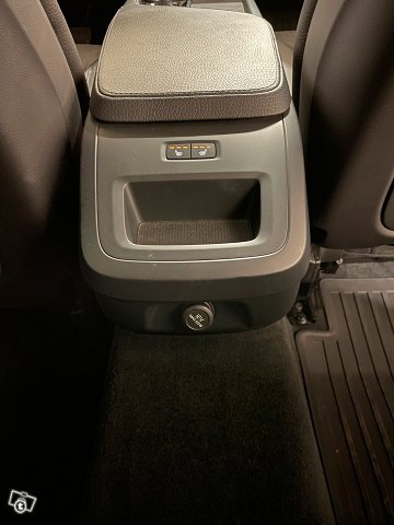 Volvo V90 22