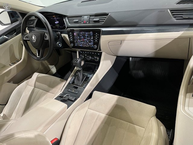 Skoda Superb 11